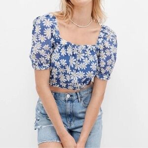 American Eagle Outfitters Blue and White Floral Top